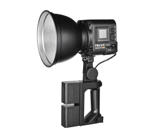 Vente en gros <span class=keywords><strong>YONGNUO</strong></span> <span class=keywords><strong>YNLUX100</strong></span> PRO 120W Lampe vidéo COB haute puissance pour selfie, éclairage d'appoint LED extérieur pour photographie avec poignée et adaptateur secteur - Product Image 4