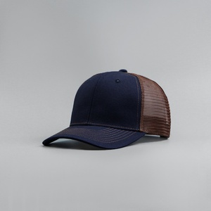 Gorras de Béisbol Personalizadas Impermeables con Costuras en Contraste - Tela Suave, Diseño Urbano Moderno - Duraderas y Ligeras para Protección Solar - Product Image 4