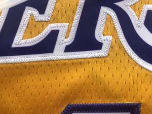 Golden State Hommes # <span class=keywords><strong>Maillot</strong></span> de basket-ball Stephen Curry brodé pour jeunes, style classique urbain avec logos, uniforme d'été cousu - Product Image 4