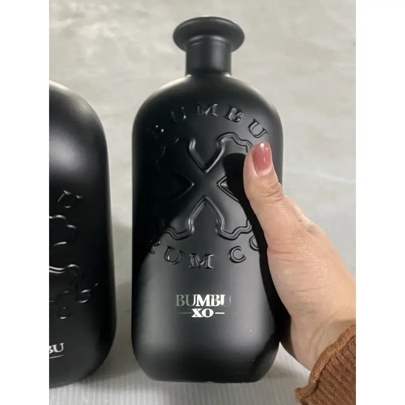 Im Angebot Beliebte Schwarz weinflasche Benutzer definiertes Logo Weinflaschen paket 750ml Weinflasche