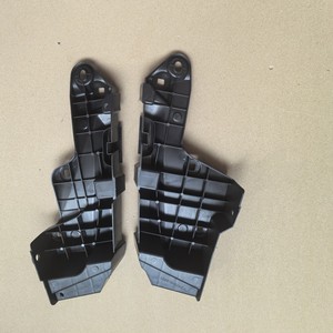 Lexus Rear Bumper <b>Brackets</b> 52156-33020 52155-33020 <b>Black</b> PP Material For ES260 Models - Product Image 4