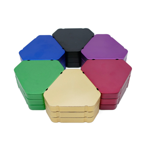 Molinillo de Aluminio con Forma Triangular Única, Fácil de Abrir, Diseño Exclusivo No Circular para <span class=keywords><strong>Tabaco</strong></span> - Product Image 4