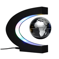 Globe terrestre flottant antigravité en forme de C, lampe de bureau à suspension magnétique avec lumière LED et prise