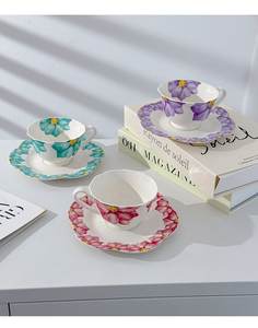 Offre Spéciale : Tasse à café en céramique avec soucoupe, idéale pour le thé de l'après-midi, design rétro élégant, accompagnée d'un coffret cadeau d'anniversaire - Product Image 6
