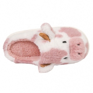 Pantoufles en peluche douillettes en forme de vache pour femmes, cadeaux d'hiver, chaudes, imprimé animal de dessin animé, pantoufles d'intérieur moelleuses et duveteuses, vente en gros - Product Image 3