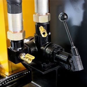 水井掘削リグ フル油圧式井戸掘削リグ 400mの井戸を簡単に掘削できるリグ ダウンホールドリル - Product Image 5