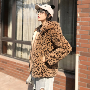 2019 donna all'ingrosso di lusso giacca di pelliccia sintetica di coniglio cappuccio corto con stampa leopardata pelliccia sintetica per donna - Product Image 4