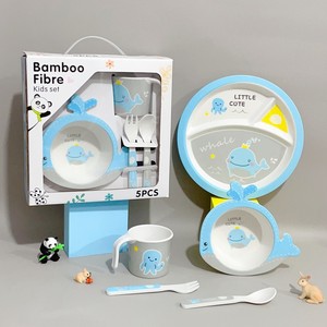 Platos ecológicos de bambú para niños pequeños, suministros completos de alimentación para niños pequeños con platos y juego de utensilios para niños pequeños - Product Image 2