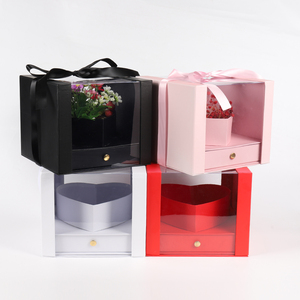 Hộp Hoa Hồng Nổi Tiếng Hộp Hình Trái Tim Trung Ngăn Kéo Đáy Hộp Quà Tặng Sang Trọng Với Cửa Sổ <span class=keywords><strong>PVC</strong></span> Và Tay Cầm Ruy Băng - Product Image 4