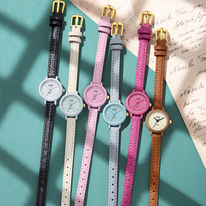 Reloj de pulsera de cuarzo minimalista para mujer, bonito reloj azul menta con correa de cuero beige y esfera blanca - Product Image 6