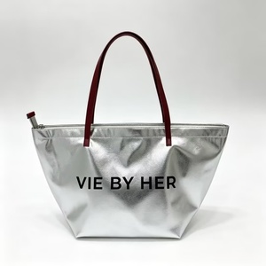 Sac fourre-tout en PU argenté grande capacité pour femmes, sac de voyage et de plage portable et imperméable, sac d'épicerie personnalisable avec fermeture éclair - Product Image 2