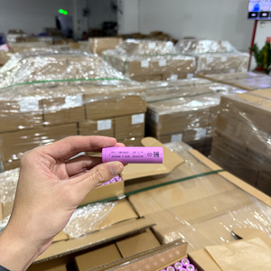 Hochleistungs-RTX 18650 5C 3C Zylindrische Festkörper batterie 2500mAh-2600mAh 3,7 V LiCoO2-Kathode 1000 Lebensdauer 0-45 - Product Image 3