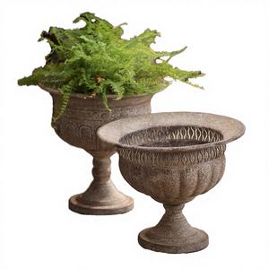 Jarrón de Suelo y Maceta de Hierro Vintage Estilo Shabby Chic, Diseño Europeo Antiguo, Hecho a Mano, para Decoración de Jardín - Product Image 4