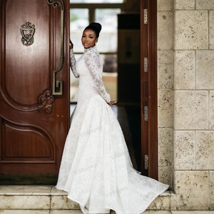 Abiti da sposa a sirena in pizzo con perline, stile africano, collo alto, applicazioni, maniche lunghe, abiti da sposa con bottoni sul retro, personalizzabili per fuga in matrimonio - Product Image 4
