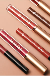 Venta directa de fábrica, efecto de larga duración, textura ligera, no se seca, no se pega a la taza, delineador de labios giratorio mate - Product Image 4