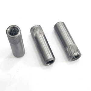 Pernos Roscados Internos Moleteados Hechos a Medida, Cabeza Redonda de Acero Q235 de 1.0 mm para Aplicaciones de Expansión - Product Image 2