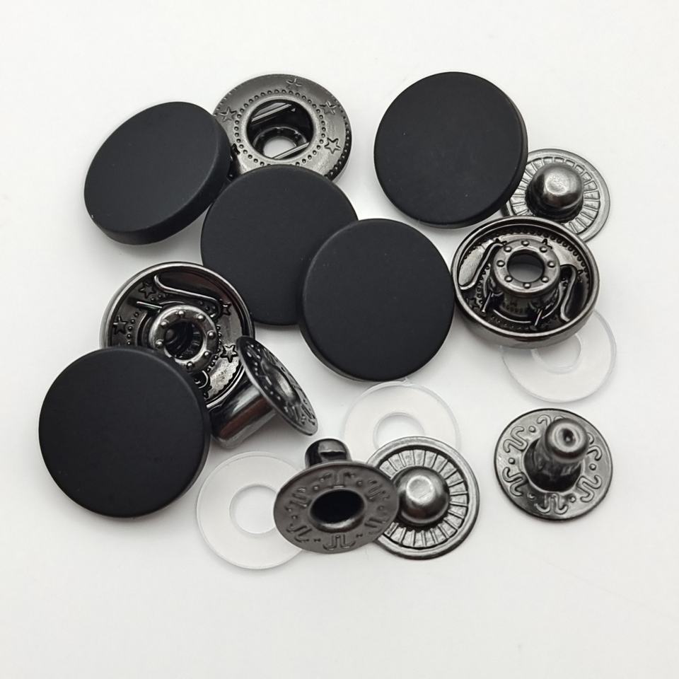 Custom Logo Round 4 Parts Snap Press Button - Black Rubber Coating