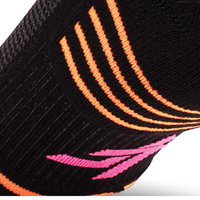 Chaussettes de course et de cyclisme personnalisées OEM/ODM avec logo, anti-ampoules, sans coutures, chaussettes de compression sportives mi-mollet