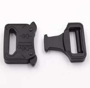 เสื้อกั๊กสำหรับสุนัขกลางแจ้งปลอดภัยและปลอดภัยหัวเข็มขัดยุทธวิธีโลหะแข็งแรงทนทานออกแบบได้ตามที่ต้องการ - Product Image 3