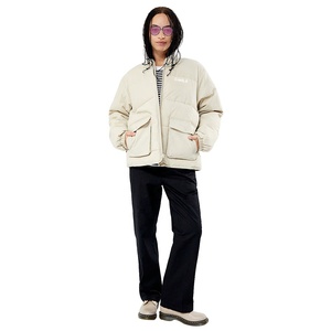 Vente en gros de vestes matelassées d'hiver pour femmes fabricants de vêtements manteaux en duvet de canard de créateur de haute qualité veste pour femmes - Product Image 5