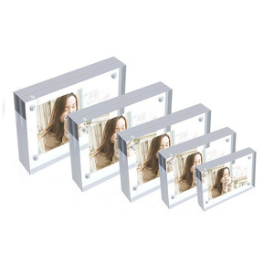 Cadre photo acrylique de plusieurs tailles de haute qualité cadre photo magnétique acrylique transparent en gros cadre d'affichage de table - Product Image 1