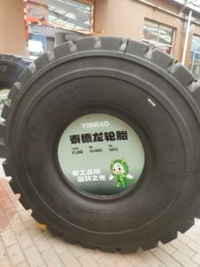 Neumático Todoterreno de Alta Resistencia TRANSMATE, Calidad Superior, para Cargadora de Ruedas, 23.5R25 OTR, Neumático Sólido para Reemplazo/Reparación, 5 Años de Garantía - Product Image 2