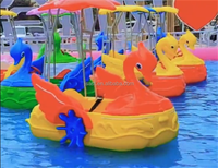 Nouveau bateau tamponneur électrique gonflable personnalisé en forme de cygne rose, jouet aquatique motorisé, bateau jouet portable à monter pour enfants et adultes