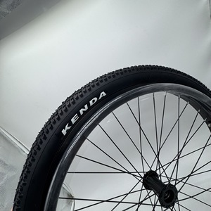 Neumático todoterreno 24x1.95 para bicicleta eléctrica infantil de uso general - Product Image 2