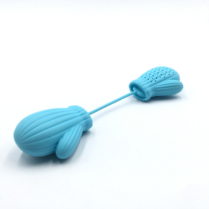 CG07 Bola Infusora de Té Divertida, 100% Silicona de Grado Alimenticio, Infusor de Té con Diseño de Guantes Navideños, Filtro de Bola para Té - Product Image 4