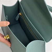 Sac à main en cuir de vache véritable mélangé de peau de crocodile pour femme de luxe exotique au design élégant