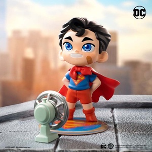 Caja Misteriosa <span class=keywords><strong>de</strong></span> <span class=keywords><strong>la</strong></span> Serie POP MART DC Little Justice League, Figuras Coleccionables Lindas, Regalos <span class=keywords><strong>de</strong></span> Moda, Venta al Por Mayor - Product Image 4