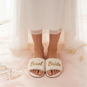 Pantofole da Donna Calde e Comode in Morbida Ecopelliccia, Personalizzabili con Logo, Ideali per Casa e Camera da Letto in Inverno - Product Image 3