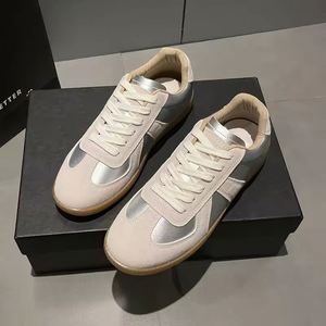 Dexun 2025, Nuevas Zapatillas Deportivas Retro Blancas con Cordones para Mujer, Punta Cerrada, Casuales, Planas, de Lona, con Suela Suave para Correr - Product Image 4