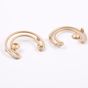 De <span class=keywords><strong>la</strong></span> mujer ropa <span class=keywords><strong>salvaje</strong></span> creativo de aleación de coser a mano de hebilla - Product Image 1