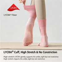 Chaussettes de sport pieds nus OEM personnalisées d'usine de haute qualité, chaussettes à cinq doigts, chaussettes à dégradé, chaussettes à orteils pour la randonnée et la gym