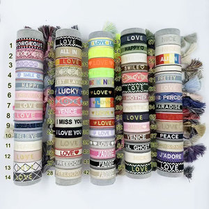 Venta al por mayor de pulseras personalizadas coloridas tejidas con envoltura de <span class=keywords><strong>amistad</strong></span>, pulseras bordadas con palabra tejida de <span class=keywords><strong>amor</strong></span>, pulseras trenzadas de cuerda ajustable - Product Image 1