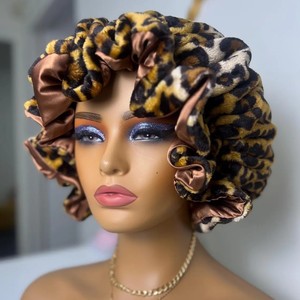 SOLPOP Bonnet de nuit pour femme en peluche motif léopard, doublure <span class=keywords><strong>satin</strong></span>ée double face, avec dentelle double couche à l'ourlet, idéal pour la maison - Product Image 4