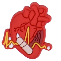 Großhandel Medizinische Serie PVC-Schuhcharms: Pyramide, Liebe, Religiöse Motive, Musik, Ärzte, Krankenschwestern, Arbeitskarten, Flugzeug-Dekoration, DIY-Anpassung