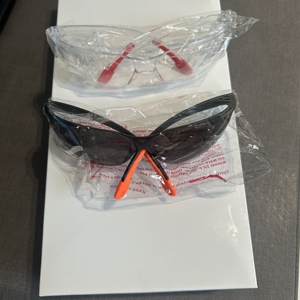 CE EN166 Schutzbrille Kratzfest Z87 für Bau und Labor Sicherheitsbrille Augenschutz Sofort Lieferbar - Product Image 3