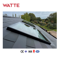 Fenêtre de toit horizontale automatique électrique en aluminium imperméable de style villa moderne, à ouverture par chaîne en acier inoxydable