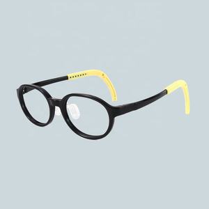 Monturas <span class=keywords><strong>de</strong></span> Silicona Ovaladas <span class=keywords><strong>para</strong></span> <span class=keywords><strong>Gafas</strong></span> <span class=keywords><strong>para</strong></span> Niños, Certificadas por la CE, Aptas <span class=keywords><strong>para</strong></span> que los Niños las Usen al Leer y <span class=keywords><strong>Ver</strong></span> el Pizarrón - Product Image 1