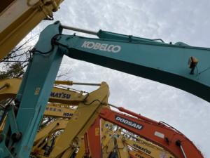 Pelle sur chenilles KOBELCO SK210-6E de 21 tonnes d'occasion de haute qualité de 2018 à 2019 ans en bon état avec composants de moteur à noyau - Product Image 2