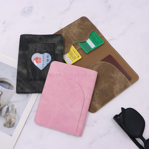 Bonito Porta Pasaportes <span class=keywords><strong>de</strong></span> Cuero PU con Ventana para Foto <span class=keywords><strong>de</strong></span> Corazón, Porta Tarjetas <span class=keywords><strong>de</strong></span> Crédito Delgado con Múltiples Bolsillos para Viajes en Avión, Regalo para Vacaciones - Product Image 6