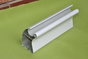 Barra frontal de acrílico con estructura de acero para toldos retráctiles, piezas de repuesto para control remoto, uso personalizado como <span class=keywords><strong>toldo</strong></span> para lluvia - Product Image 2
