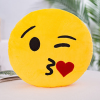 Coussins décoratifs super doux et chauds en peluche, avec expressions faciales amusantes gravées, pour lits et canapés – Meilleures ventes