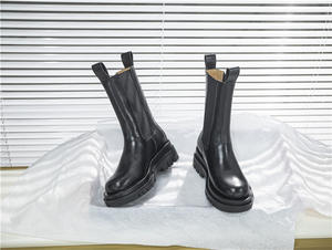 Stivali corti da donna con fibbia da donna Casual e Versatile con tacco spesso di alta qualità - Product Image 6