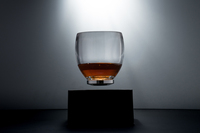Vaso de Vidrio con Levitación Magnética Inalámbrica, con Peso Flotante de 500g y Espacio Libre de 20mm