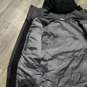 Custom logo <strong>Black</strong> Men's Lightweight Waterproof Jacket Wholesale Softshell Jacket Factory <strong>Windbreaker</strong> - Product Image 5