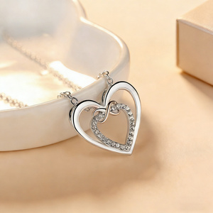 <span class=keywords><strong>Collana</strong></span> alla Moda in Rame con Zirconi Intarsiati a Doppio <span class=keywords><strong>Cuore</strong></span> <span class=keywords><strong>Infinito</strong></span> per Anniversario e Uso Quotidiano, Abbinabile per Coppie - Product Image 3