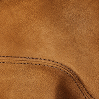 Sac Hobo en Daim Fendu Style Vintage Marron Caramel, Sac à Bandoulière en Cuir avec Logo Personnalisé et Quincaillerie Argentée